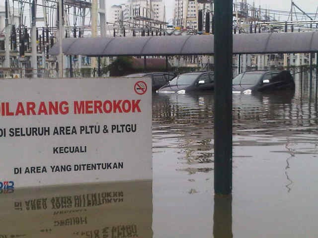 PLTG Muara Karang Diterjang Banjir, PLN Jamin Tidak Ada Pemadaman