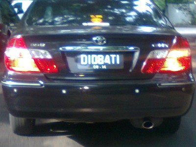 Pelat Mobil DIOBATI