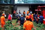 Korban Tsunami Basement Plaza UOB Terus Dicari