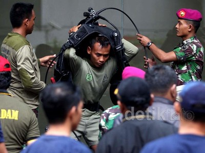 Korban Tsunami Basement Plaza UOB Terus Dicari
