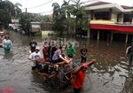 Banjir Rendam Kompleks Green Ville