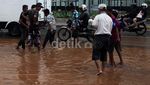 Mencari Ikan di Lumpur Thamrin