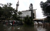 Sebuah gereja di komplek Green VIlle terendam banjir.