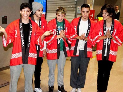 Konichiwa! One Direction Berkimono