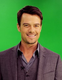 Gantengnya Josh Duhamel. Kevin Winter/Getty Images.