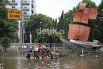 Suasana Hari Ketiga Banjir Pluit