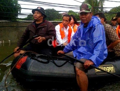 Hidayat Kritik Cara Jokowi Tangani Banjir Jakarta