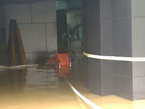 Kisah Heroik Penyelamatan Korban Tsunami di Plaza UOB