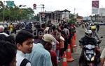 KRL Belum Normal, Penumpang Manggarai Menumpuk