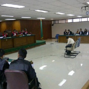 Kuasa Hukum IM2 Minta Hakim Tipikor Hentikan Kasus