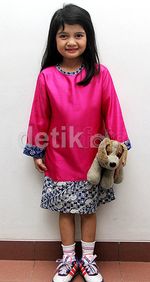 Imutnya Afiqah Berbaju Pink