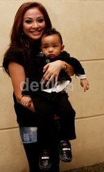 Virnie Ismail & Buah Hati