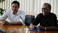     Justian, yang sudah menjadi anggota dewan BWF sejak 2008 turut didampingi Sekjen PB PBSI Koesdarto Pramono (kanan) dan Kasubid Humas Sosial Media PB PBSI Ricky Soebagja (kiri).