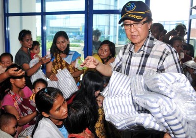 Korban Banjir Terima Bantuan