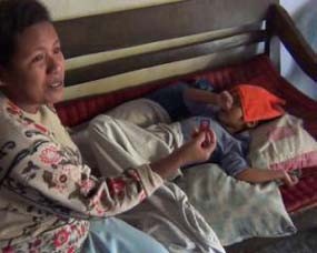 Titik, Penderita Tumor Otak Dirujuk ke RSU Soetomo