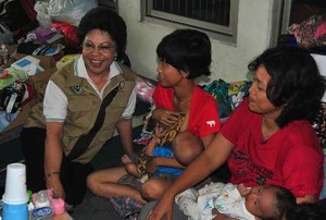 Kepada Menkes, Pengungsi Banjir Mengeluh Demam, Diare & Gatal-gatal