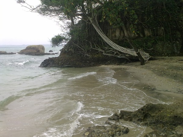 Ada Pantai Cantik Tersembunyi Di Lampung