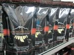 Oleh-oleh Asli Papua, Dari Kopi Sampai Kalung Taring Babi