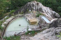 Bukit kapur adalah sumber mata air air panas Tirta Sanita. Air panas bukit kapur mengandung tiga unsur, yakni garam, belerang, dan kapur. Air panas ini dipercaya memiliki khasiat untuk kesehatan, seperti masalah kulit, pegal-pegal, rematik, dan lain-lain (Fitraya/detikTravel)