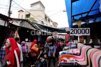 Aktivitas di Pasar Jati Baru Tanah Abang, Jakarta Pusat, kembali normal.