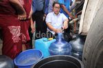 Anas Bantu Korban Banjir