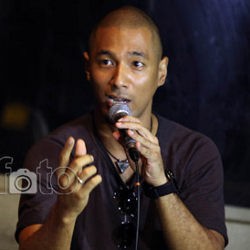 Rilis Album Baru, Marcell Masih Andalkan Lagu Daur Ulang