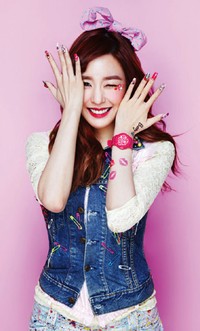 Senyuman ceria Tiffany. (CASIO).