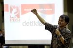 Roy Suryo Tinjau Pelatnas Bulutangkis Cipayung