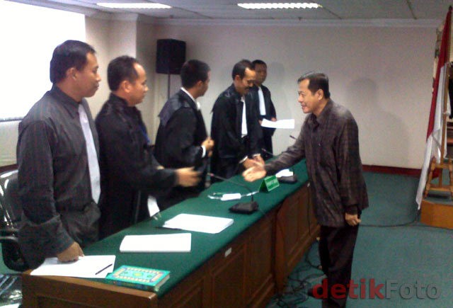 KPK Periksa Mantan Kepala Biro Keuangan Kemenlu