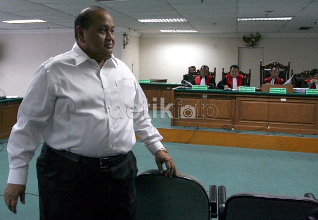 Emir Moeis Diperiksa KPK Kurang dari 3 Pekan Lagi