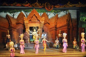 Nong Nooch, Tempat Gadis Cantik Thailand Berlenggak-lenggok