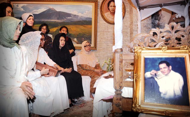 Desainer Ramli Meninggal Dunia