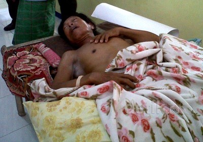 Pria Lumpuh Tuntut Keadilan ke Kantor Camat