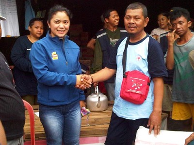 TOP 1 Bantu Korban Banjir