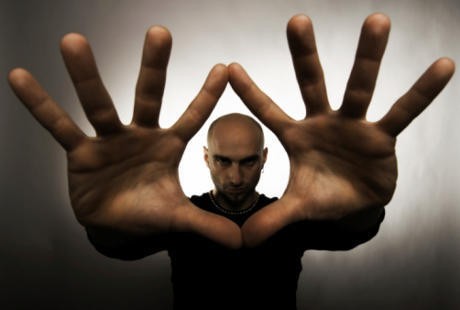 Gampang Kesurupan Juga Gampang Dihipnotis, Benarkah Begitu?