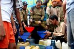 Korban Banjir Terima Bantuan Air Bersih