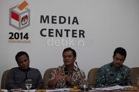 Batasan kampanye pemilu di media massa seusai dengan Peraturan KPU No.1 Tahun 2013 tentang Pedoman Pelaksanaan Kampanye Pemilu Anggota DPR, DPD dan DPRD.
