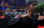 Garda NasDem Dangdutan Hadapi Kader yang Mundur