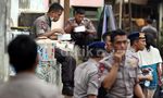 Seusai Membersihkan Lumpur Banjir