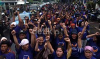 800-an kader yang akan mundur menutup hampir seluruh badan jalan hingga menimbulkan kemacetan pada arus lalu lintas ke arah Gondangdia.