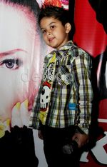 Lucunya Baim Cilik Berkemeja Kotak-kotak