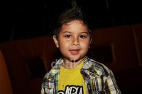 Baim tersenyum di depan kamera. Gus Mun/detikHOT.