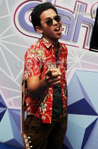 Kini Budi siap kembali dengan lagunya yang berjudul 'Satu Hari yang Cerah'. Gus Mun/detikHOT.