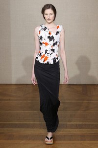 Didit Hediprasetyo, Haute-Couture Spring/Summer 2013. (Photo by Victor VIRGILE/Gamma-Rapho via Getty Images)