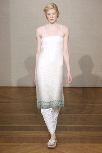 Didit Hediprasetyo, Haute-Couture Spring/Summer 2013. (Photo by Victor VIRGILE/Gamma-Rapho via Getty Images)