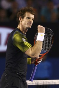 Hasil ini membawa Murray lolos ke final untuk menghadapi unggulan teratas, Novak Djokovic. REUTERS/Mark Kolbe/Pool.