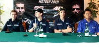 Rossi dan Lorenzo menggelar jumpa pers. (dok Yamaha)