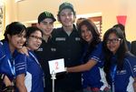 Rossi & Lorenzo Sapa Penggemarnya di Jakarta