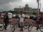 Ini Serunya Gowes Mengelilingi Putrajaya, Malaysia