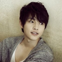 Suka Angka 7 Jadi Alasan Produser Running Man Tak Gantikan Song Joong Ki